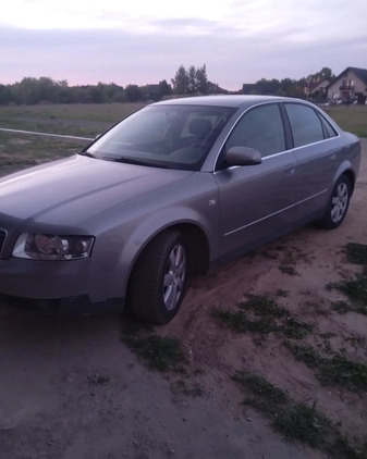 Audi A4 cena 5200 przebieg: 265000, rok produkcji 2002 z Sochaczew małe 56